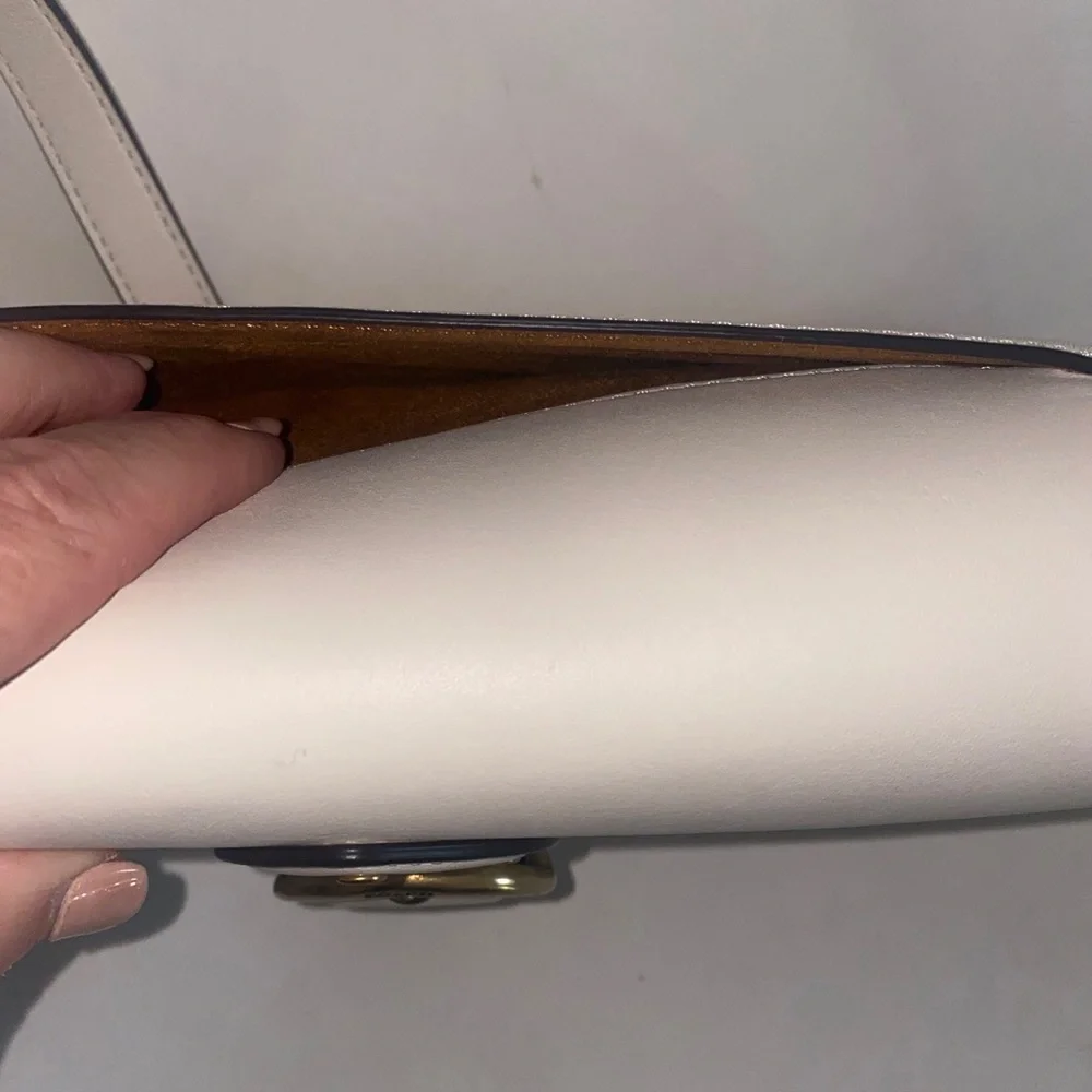 COACH Beat Crossbody Leather Chain Clutch Chalk NWT $325 - Picture 7 of 11